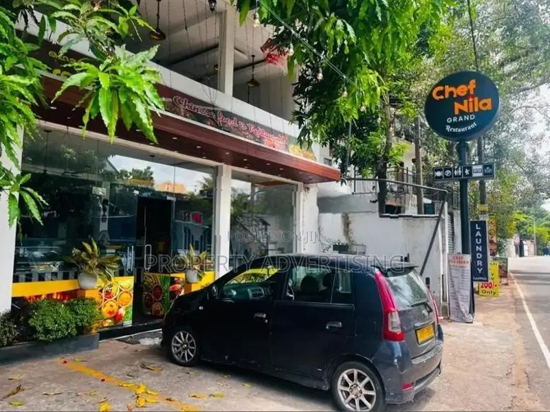 Restaurant for rent in road facing