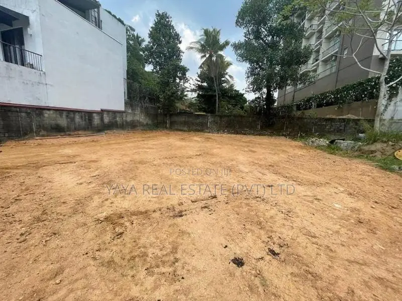 Residential Land for Sale in Thalawathugoda