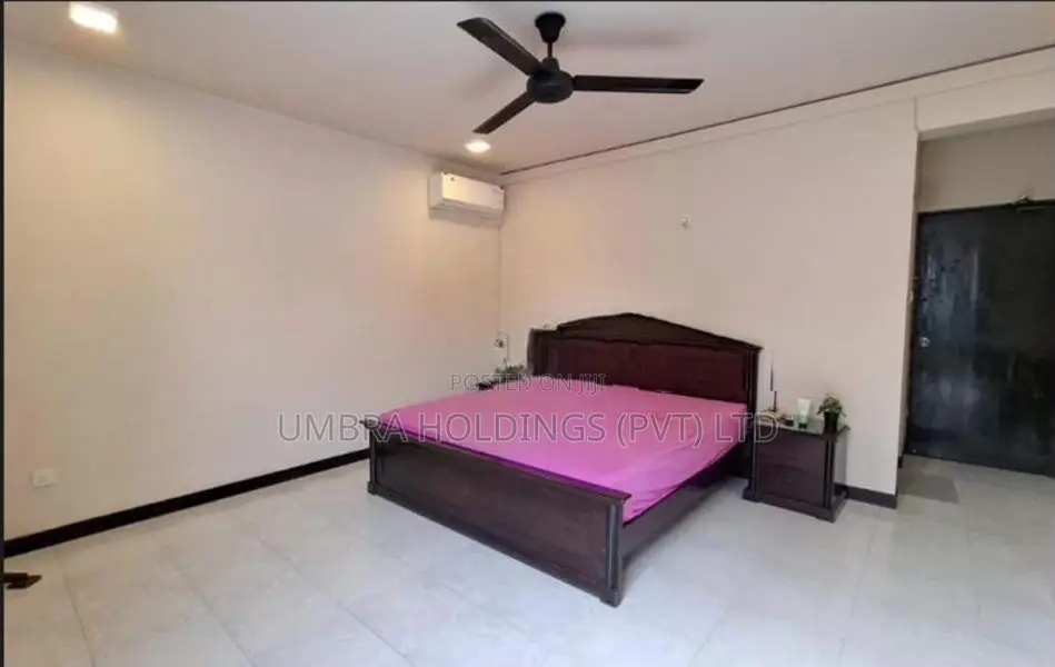 Apartment For Sale In Rockwood Place Colombo 7 - 4046U