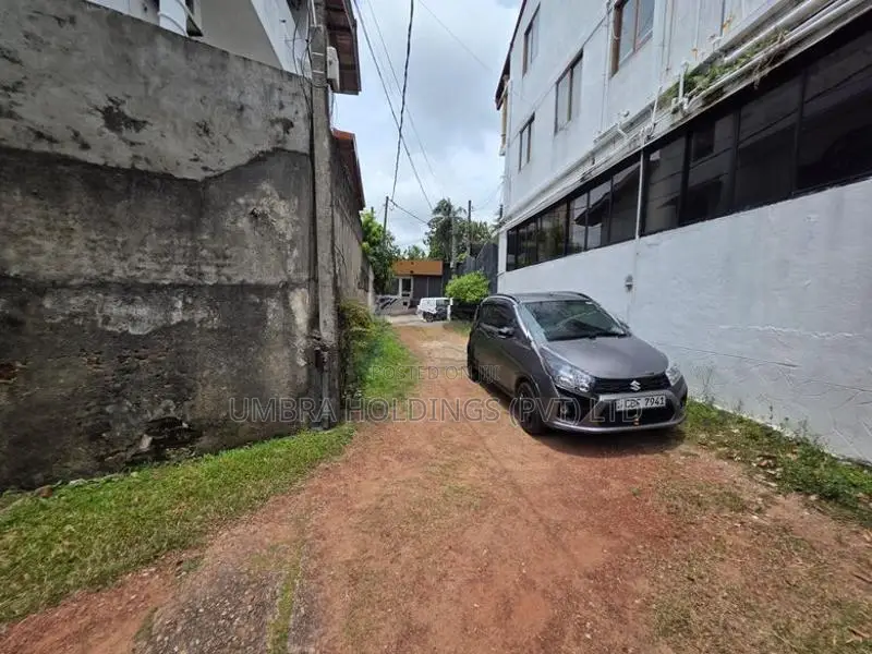 Land for Sale in Pagoda Road, Nugegoda - 3970U
