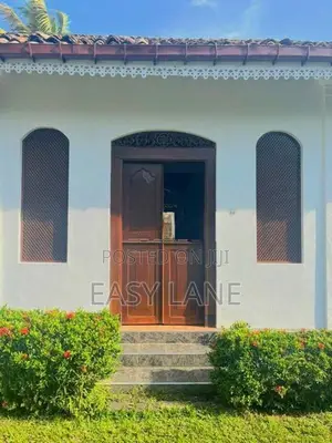 Antique house for sale in kamburupitiya / YS 14440