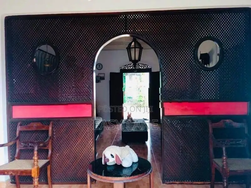Antique house for sale in kamburupitiya / YS 14440