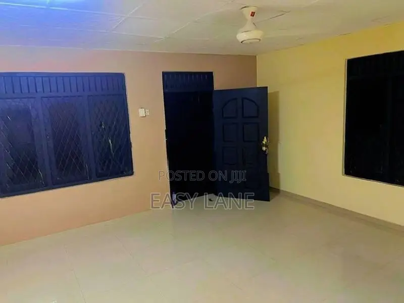 House for sale in Athurugiriya / CA 14070