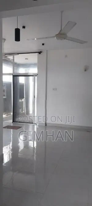 3 Bedrooms Airecondition House For Rent Rathmalana