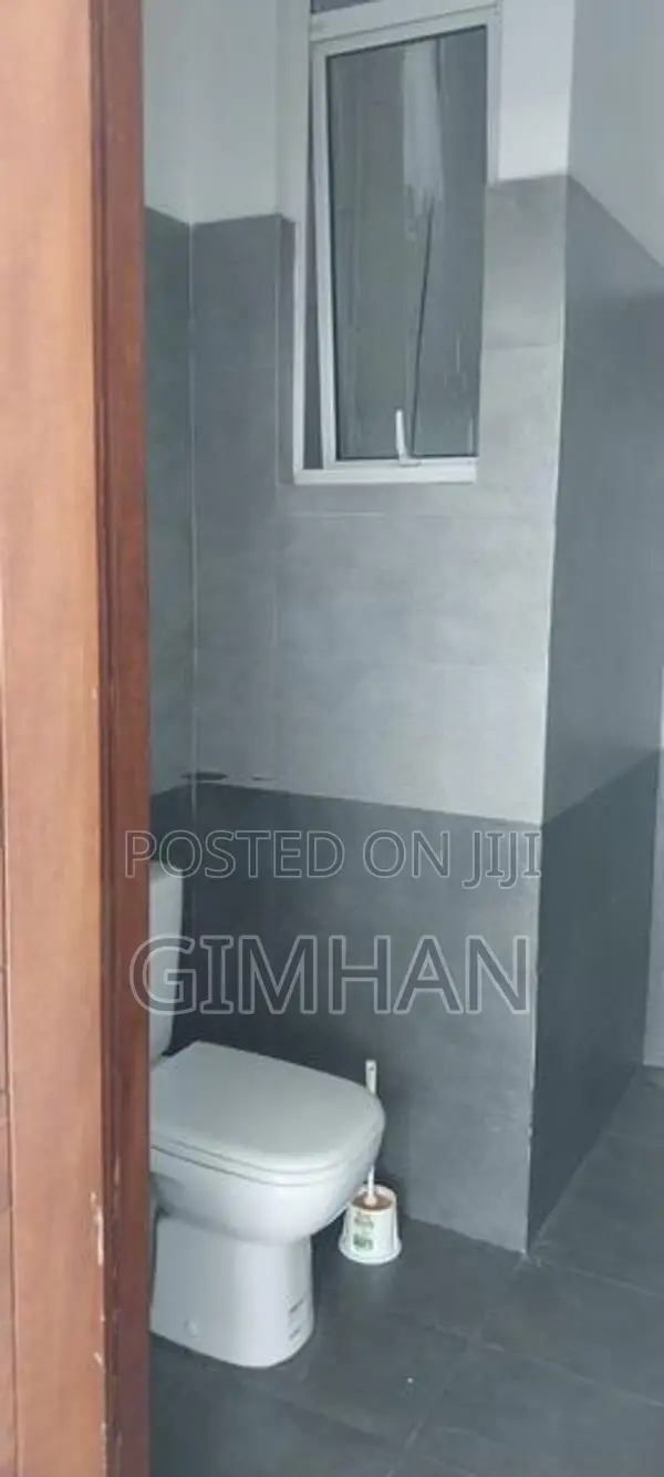 3 Bedrooms Airecondition House For Rent Rathmalana