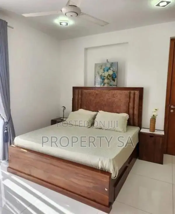 3 bedroom Apartment for Rent in Colombo 5