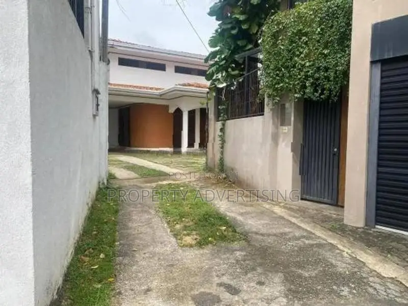 37 perch land with house for rent