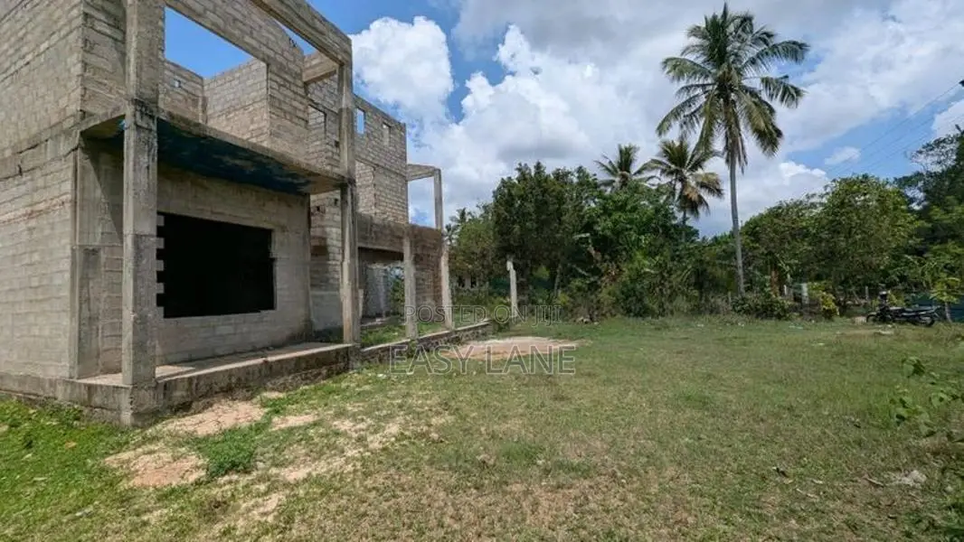 House for sale in minuwangoda / SA 12269