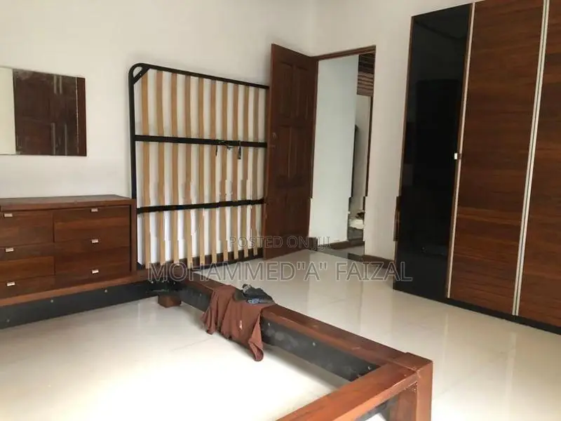 Warehouse & Store For Rent in W A.Silva Mawathe Wellawatte Colombo.06
