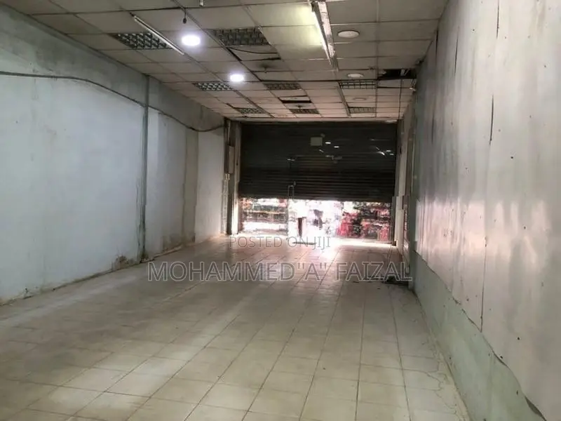 Commercial Building For Sale in Keyser Street Pettah Colombo.11