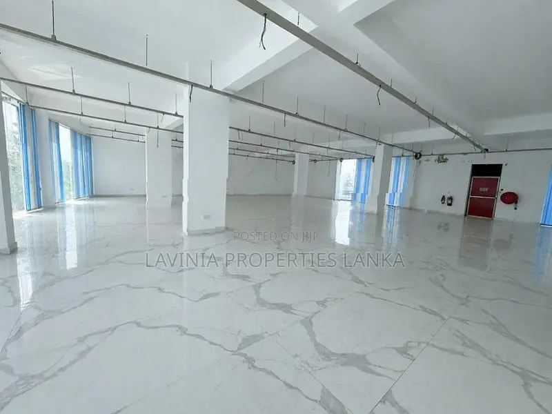 COMMERCIAL PROPERTY FOR RENT AT NUGEGODA THA81C