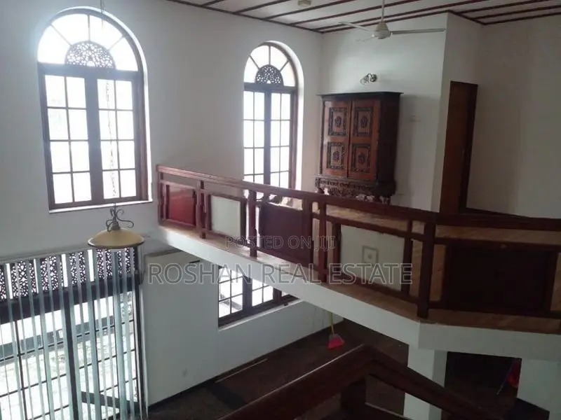 FULLY FURNISHED HOUSE FOR RENT COLOMBO 8 GOTHAMI ROAD CH2867