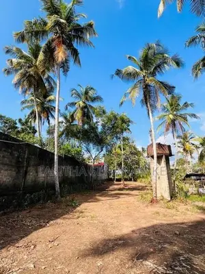 Land Of Sale In Minuwangoda
