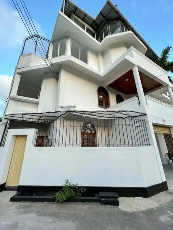 Office For Rent In Lake Drive Colombo 08 - 1703U