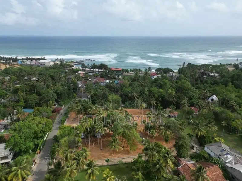 මිදිගම නගරයෙන් අගනා ඉඩමක්