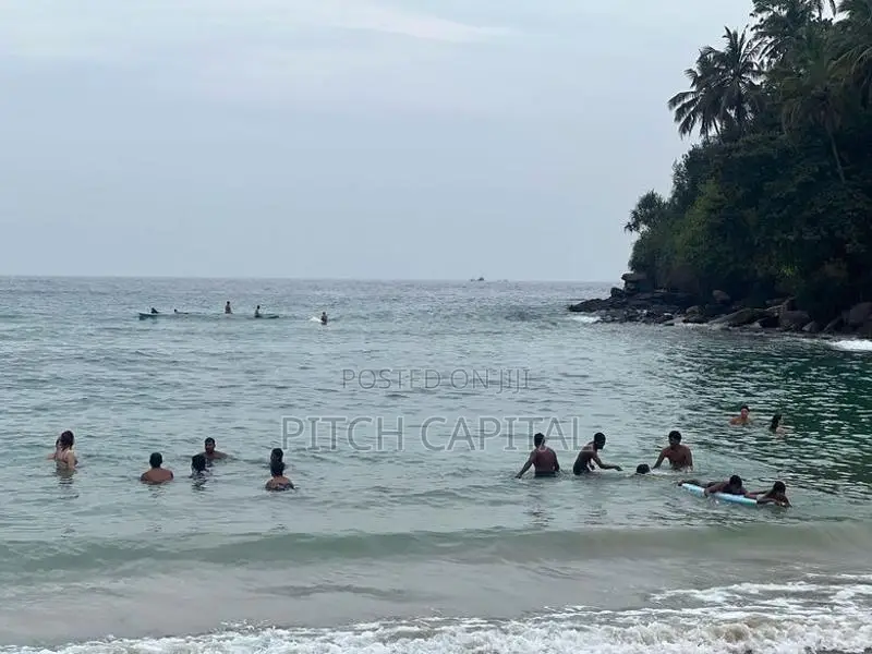 මිදිගම නගරයෙන් අගනා ඉඩමක්