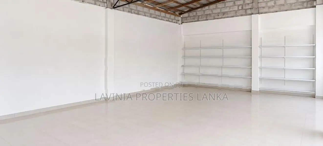 Prime Showroom Space for Rent – Piliyandala THS032C