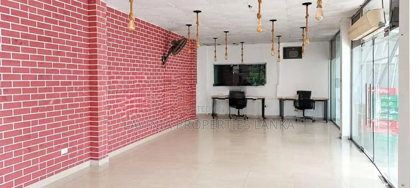 Ground Floor Showroom Space for Rent – Piliyandala THS033C