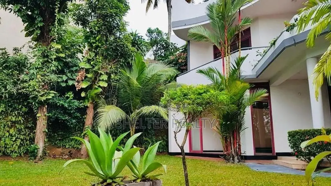 Unfurnished Battaramulla 5 BR house for rent