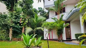 Unfurnished Battaramulla 5 BR house for rent