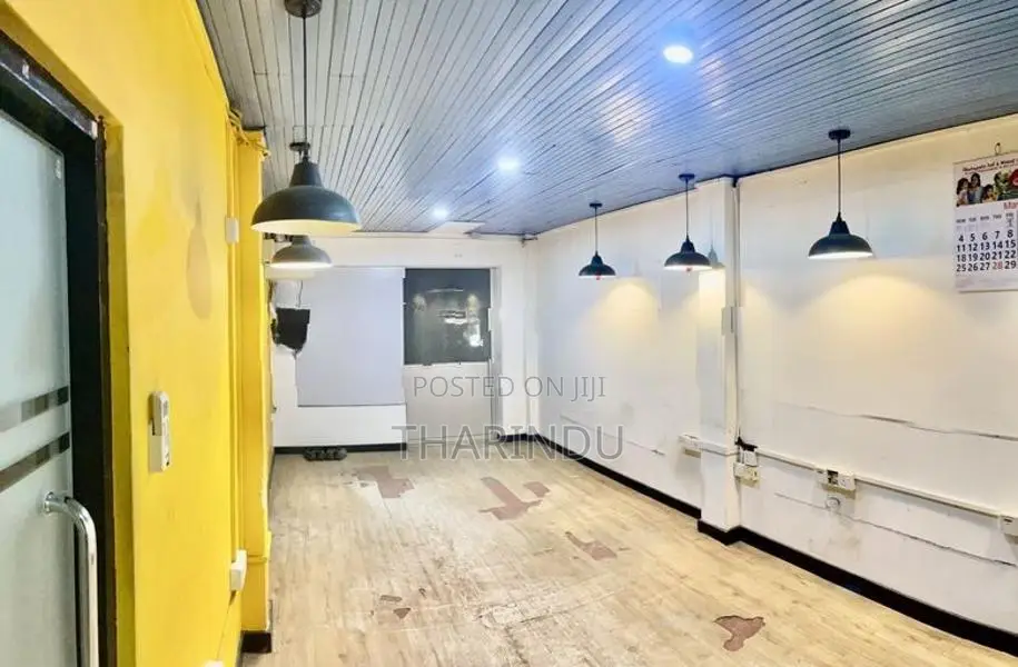 Office Building for Sale in Kalaniya