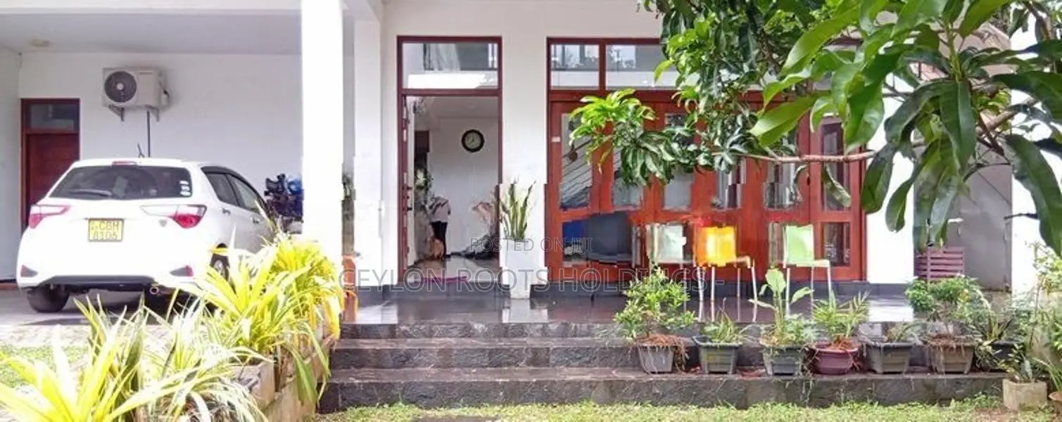 Beautful 02nd Floor House For Rent in Akuregoda Rd, Ruhunupura, SRH 10