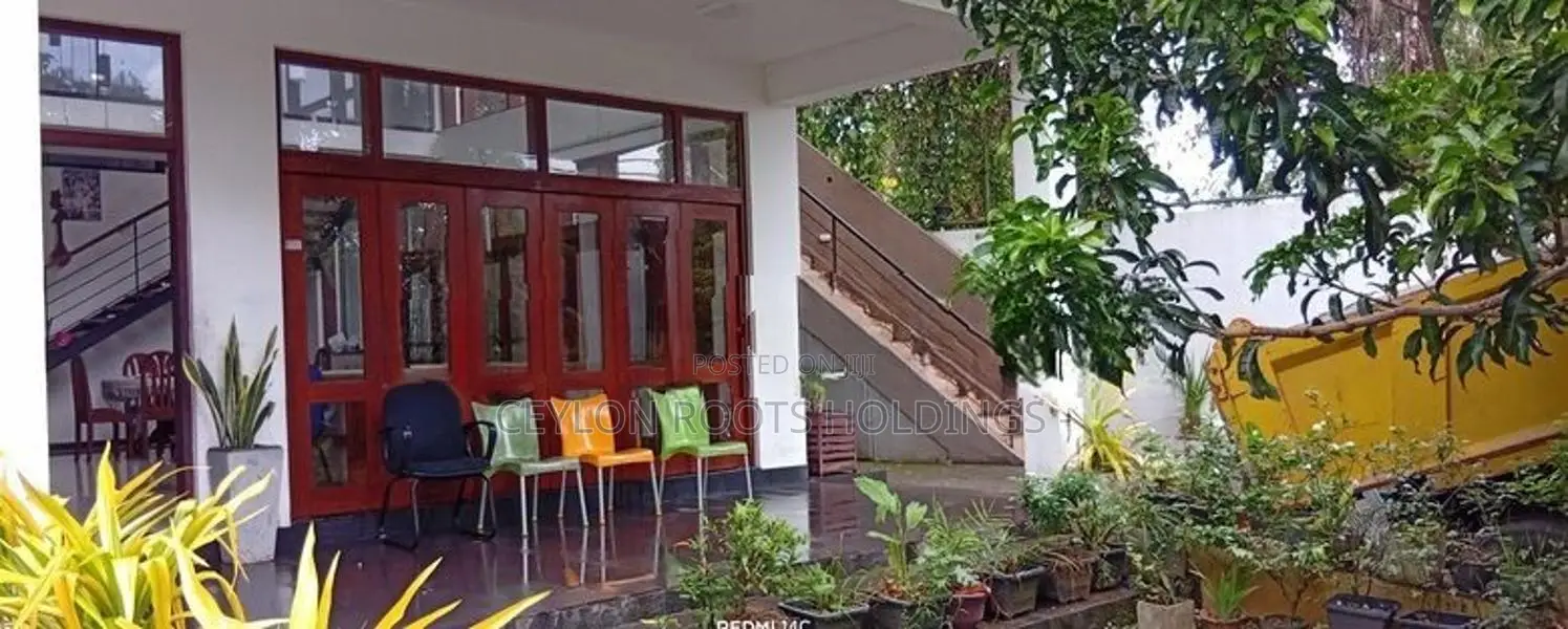 Beautful 02nd Floor House For Rent in Akuregoda Rd, Ruhunupura, SRH 10
