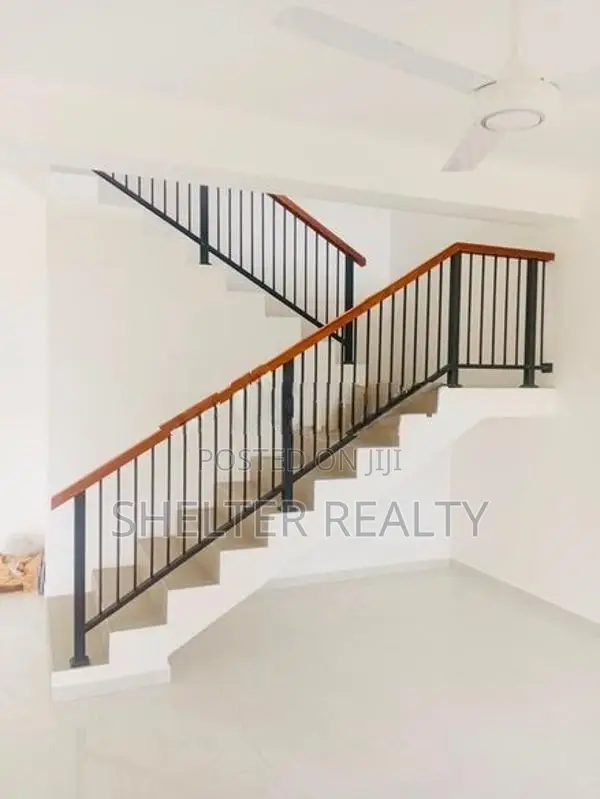 Two story house for sale in Gampaha