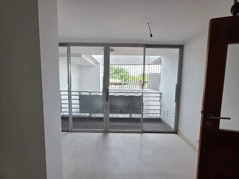 Luxury Apartment For Sale In Dabare Mawatha, Colombo 05 - 2588U/1