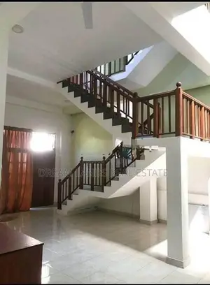 COMMERCIAL BUILDING FOR RENT IN BATTARAMULLA (SP1302)