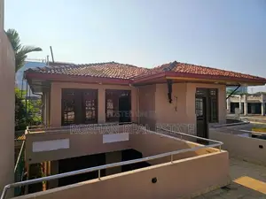 MODERN HOUSE FOR SALE COLOMBO 5 MU2872
