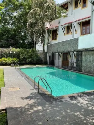 Luxury House With Pool Rent In Battaramulla- 550U