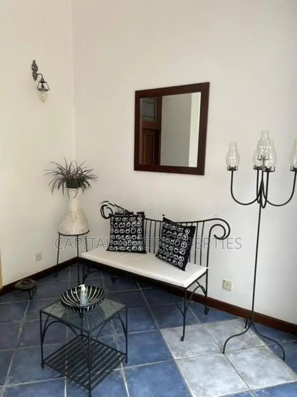 Luxury House With Pool Rent In Battaramulla- 550U