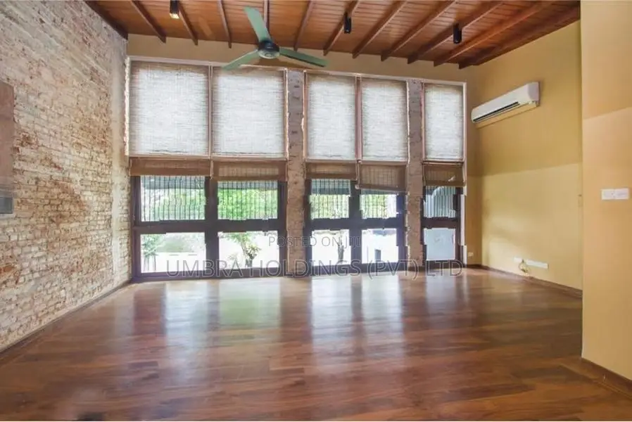 OFFICE FOR RENT IN LAKE DRIVE RAJAGIRIYA - 155U