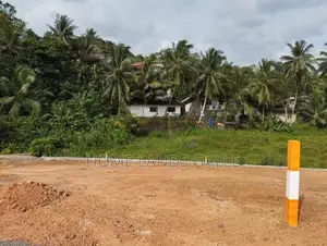 ගාල්ල වදුරඹ ප්‍රධාන මාර්ගයට ආසන්නයෙන්