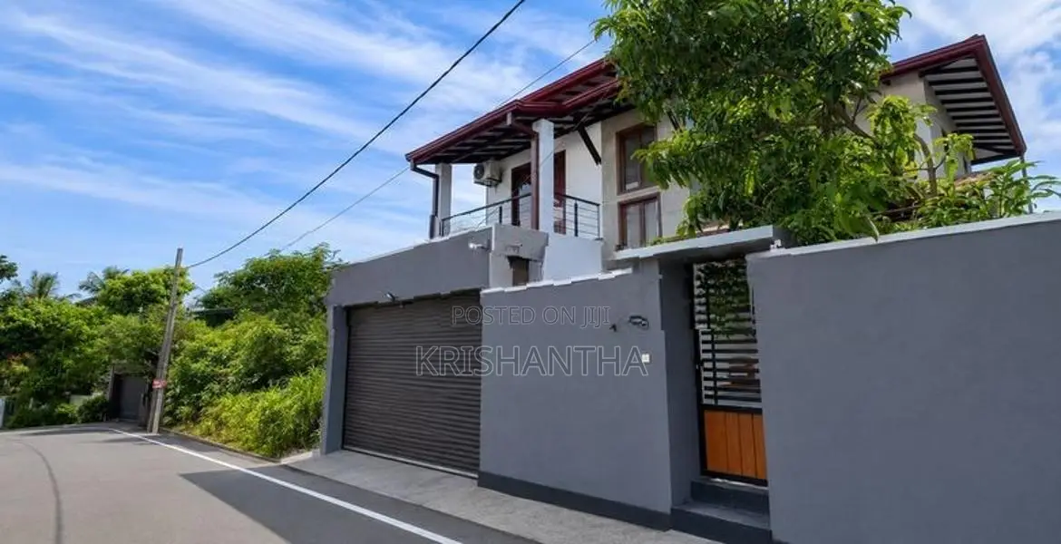 Modern House For Sale In Nagoda Kandana