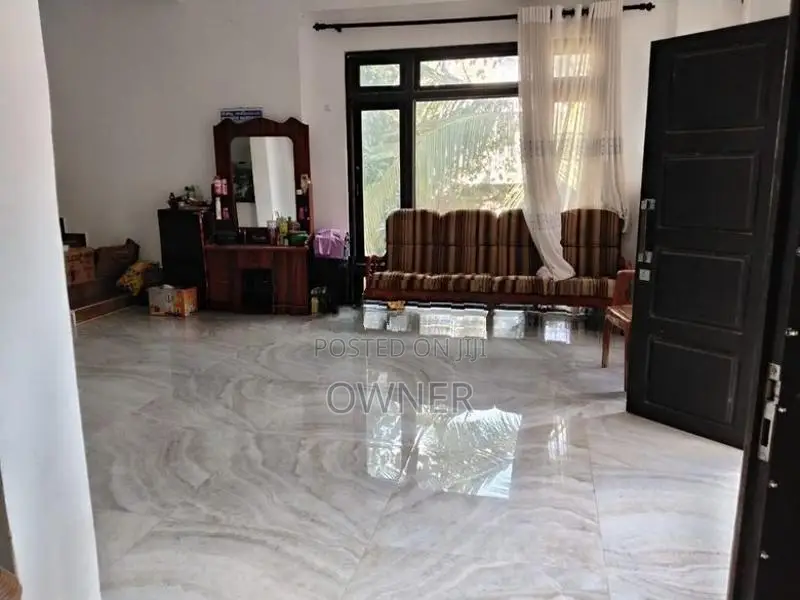 2 Story House for Rent in Anuradhapura