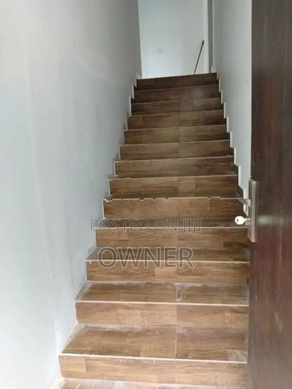 2 Story House for Rent in Anuradhapura