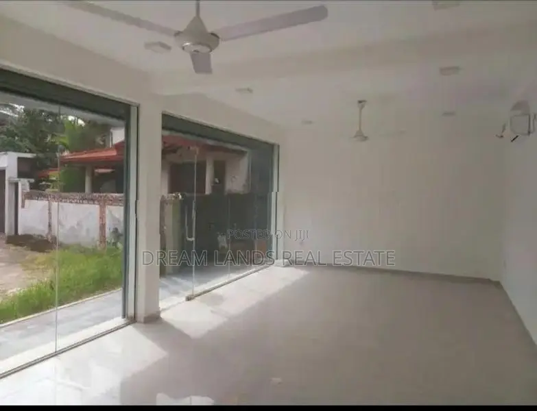 COMMERCIAL BUILDING FOR RENT IN KADAWATHA (SP1306)