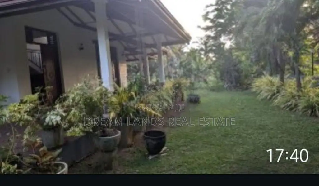 Ja-Ela Fully Firnished 2 Story House for Rent ( R-222)