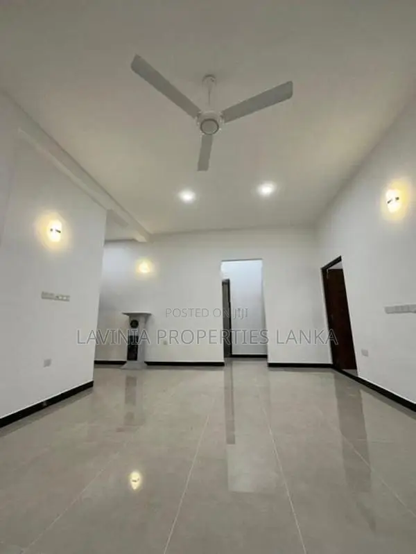 Brand New Luxury House for Sale in the Heart of Piliyandala(ISH107H)