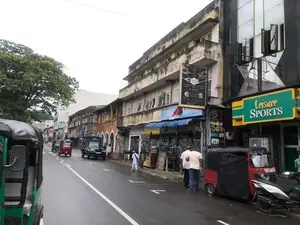 Shop For Rent in Dam Street Colombo.12
