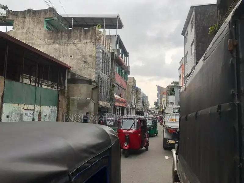 Shop For Rent in Dam Street Colombo.12