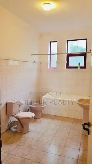 Luxury 5 Bedroom house for rent in Battaramulla , Pelawatta
