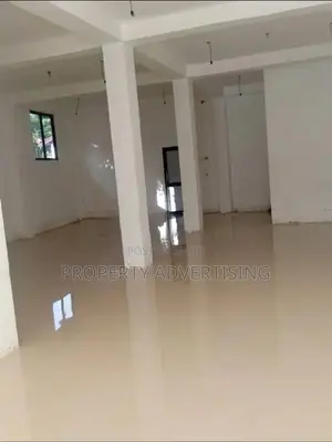 Commercial building for rent in Kadawatha main road