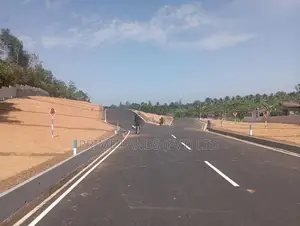 කහතුඩුව අධිවේගී පිවිසුමට 3km