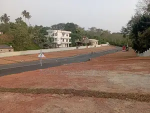 තේවත්ත පාරෙන් අගනා ඉඩමක් කහතුඩුවට ලඟින්