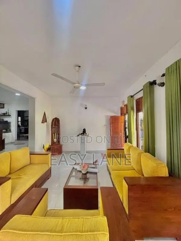 House for sale in kahatuduwa