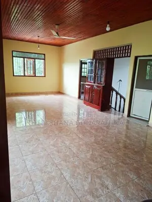 Upper Floor House for Rent in Karapitya