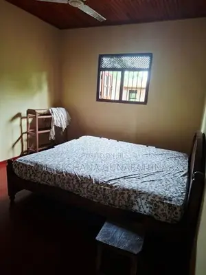 Upper Floor House for Rent in Karapitya